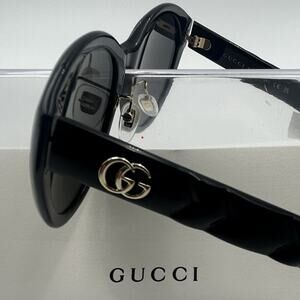 AUTHENTIC Gucci GG0814SK Sunglasses Black w/ GG Logo 56-20-150 Made In Italy NWT